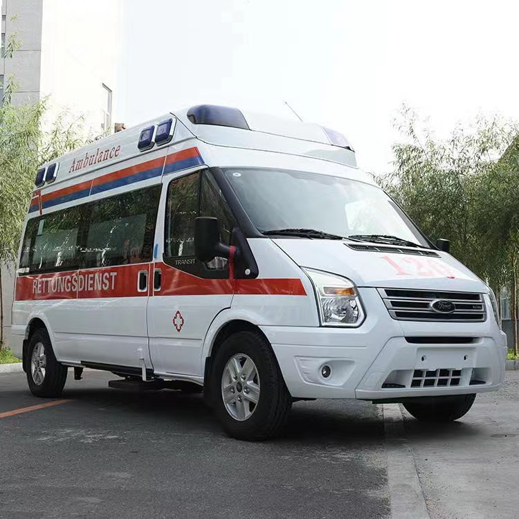 西工行动不便者长途救护车租赁:安全转运的核心注意事项